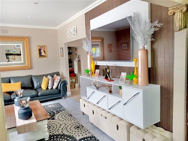 4 Bedroom Property for Sale in Gonubie Eastern Cape